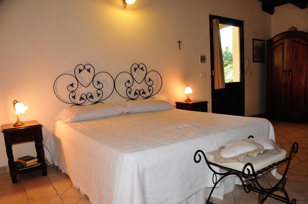 ميليندونيو Alba Bed & Breakfast المظهر الخارجي الصورة